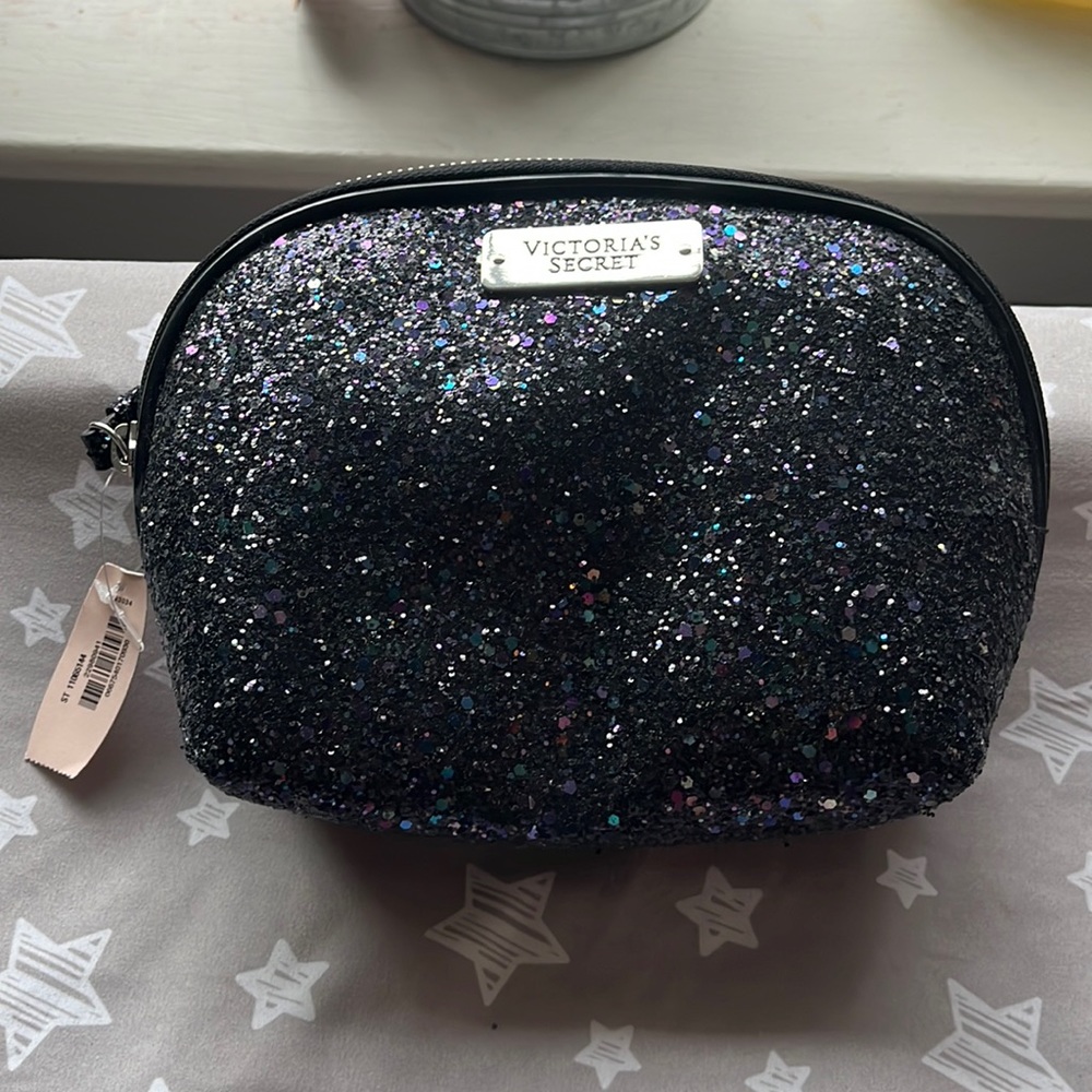 Victoria secret makeup bag NWT